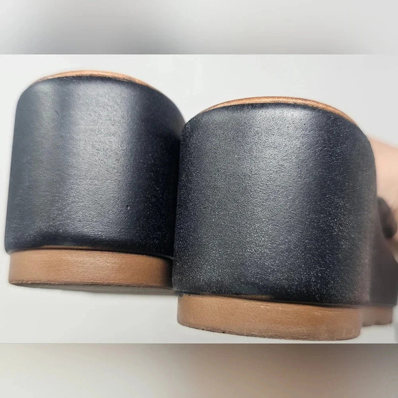 Miz Mooz Inuovo Leather Thong Sandals Black Wedge Heel Size EUR 41 US 9.5-10 - Picture 5 of 16